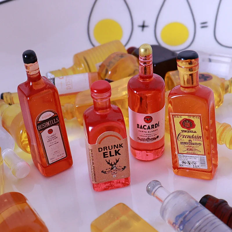 10pcs Miniature Dollhouse Bottle of Water Model Foreign Wine Bottle Drinks Mini Play Kitchen for Doll Food Toy Accessories Gift
